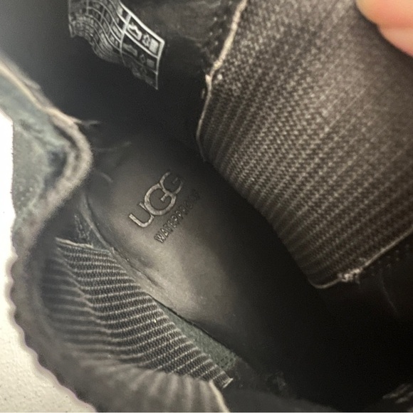 UGG Women's Hazel Waterproof Suede Boot Womens 8.5 Black - Picture 9 of 12